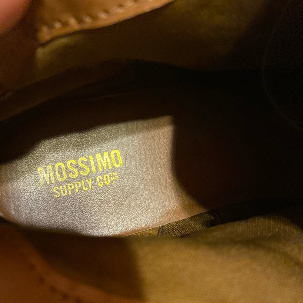 Boots - Picture 4 of 4